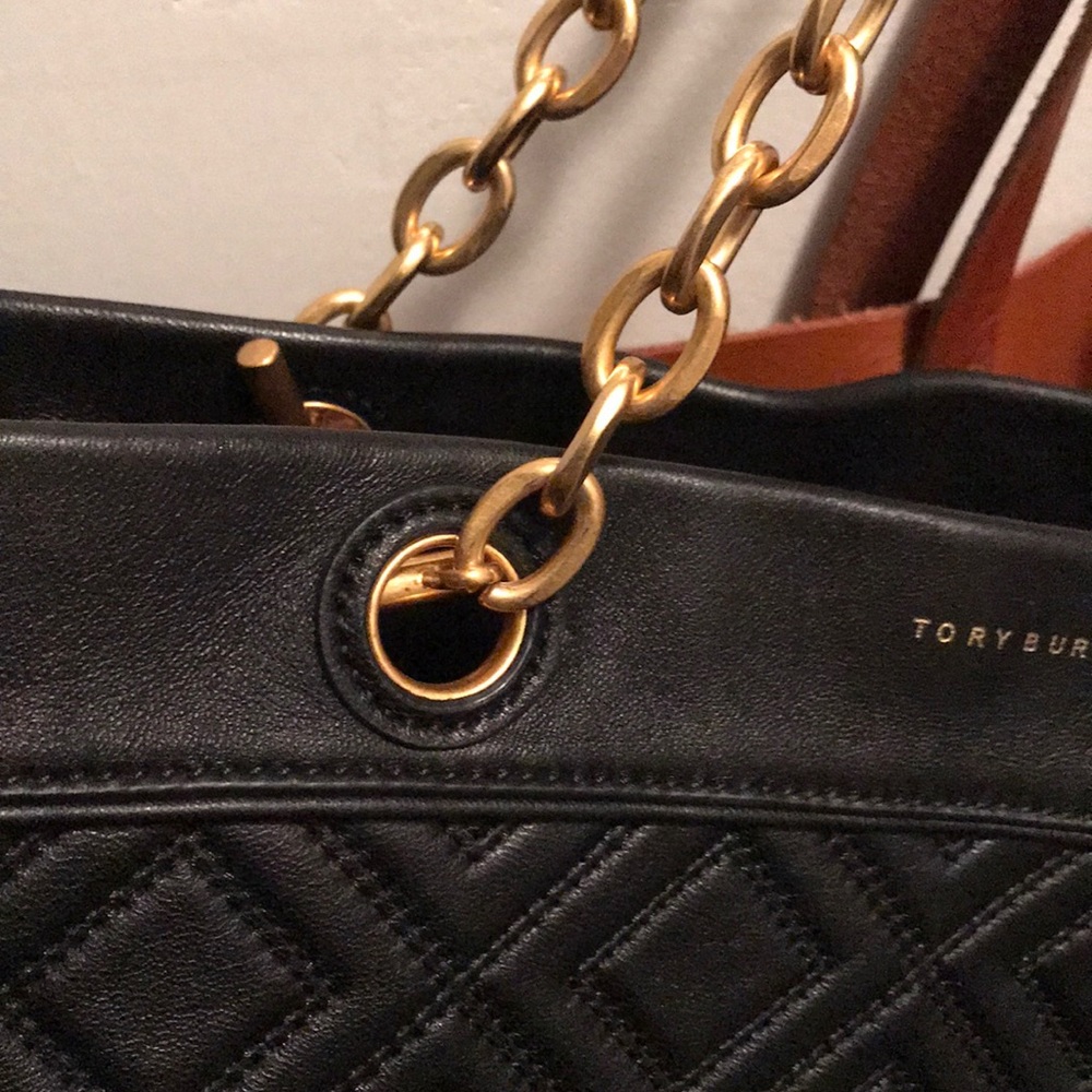 Extra hardware photos of tory burch bag